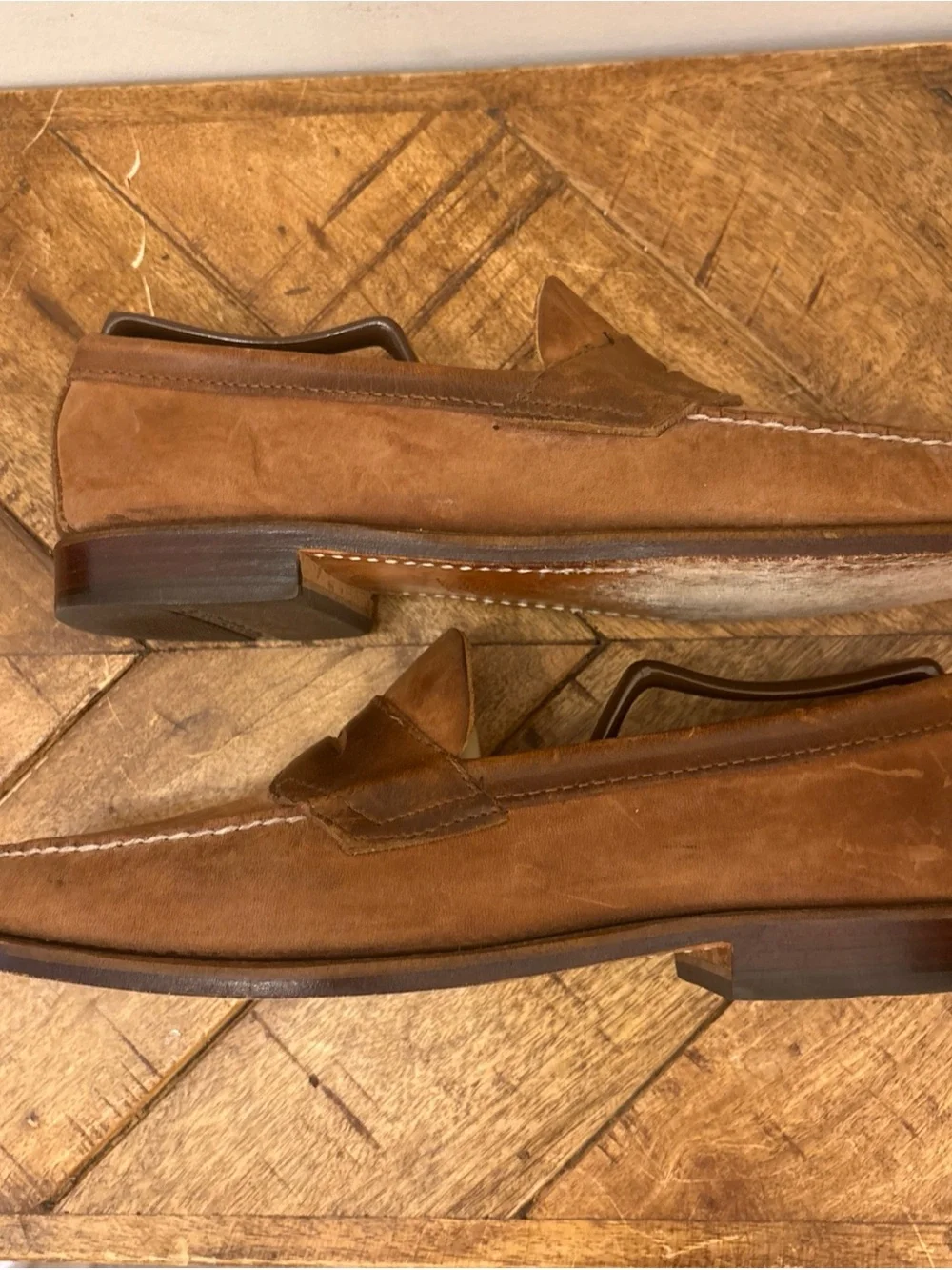 G.H. Bass & Co Weejuns Men’s Brown Leather Penny Loafer Contrast Stitch US 9.5